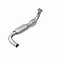 Load image into Gallery viewer, MagnaFlow Direct Fit Catalytic Converter 97-98 Ford Exped 4.6L D/S