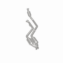 Load image into Gallery viewer, MagnaFlow Direct Fit Catalytic Converter 99-00 Mercedes CLK320 3.2L