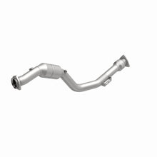 Load image into Gallery viewer, MagnaFlow Direct Fit Catalytic Converter 04-06 VW Phaeton 4.2L Passenger Side Front