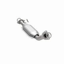 Load image into Gallery viewer, MagnaFlow Direct Fit Catalytic Converter 00-02 Toyota Tundra 4.7L