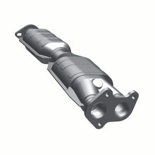 Load image into Gallery viewer, MagnaFlow Direct Fit Catalytic Converter 86-87 Ford Ranger/Bronco II 2.9L (California)