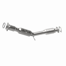 Load image into Gallery viewer, MagnaFlow Direct Fit Catalytic Converter 05-09 Volvo V50 2.4L