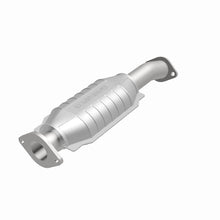 Load image into Gallery viewer, MagnaFlow Direct Fit Catalytic Converter 00-01 MPV 2.5L rr OEM