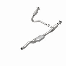 Load image into Gallery viewer, MagnaFlow Direct Fit Catalytic Converter 00-02 Dakota 3.9L
