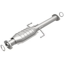 Load image into Gallery viewer, MagnaFlow Direct Fit Catalytic Converter 02-04 Tacoma 3.4L rear 50S
