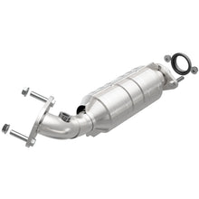 Load image into Gallery viewer, MagnaFlow Direct Fit Catalytic Converter 04-07 Cadillac SRX 3.6L