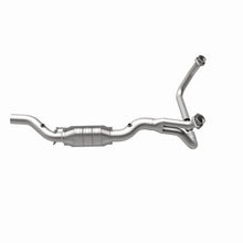 Load image into Gallery viewer, MagnaFlow Direct Fit Catalytic Converter 02 Dodge Ram 1500 Van