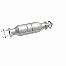 Load image into Gallery viewer, MagnaFlow Direct Fit Catalytic Converter 2008 Kia Spectra 2.0L