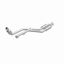 Load image into Gallery viewer, MagnaFlow Direct Fit Catalytic Converter 99-00 Mercedes CLK320 3.2L