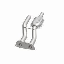 Load image into Gallery viewer, MagnaFlow Direct Fit Catalytic Converter 98 GM Truck 5.7L