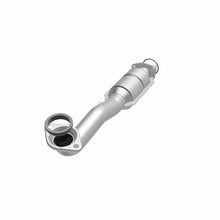 Load image into Gallery viewer, MagnaFlow Direct Fit Catalytic Converter 10-11 Honda CR-V 2.4L