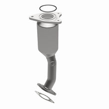Load image into Gallery viewer, MagnaFlow Direct Fit Catalytic Converter 04 Chevy Malibu 3.5L