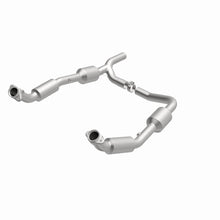 Load image into Gallery viewer, MagnaFlow Direct Fit Catalytic Converter 2008+ Ford E-150 4.6L
