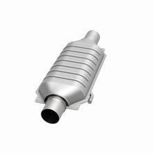 Load image into Gallery viewer, MagnaFlow Universal Catalytic Converter 2 W/Air