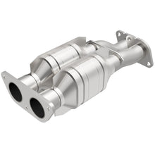 Load image into Gallery viewer, MagnaFlow Direct Fit Catalytic Converter 96-97 Explorer 5.0L Rear