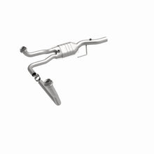 Load image into Gallery viewer, MagnaFlow Direct Fit Catalytic Converter 98-99 Dodge Van