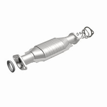 Load image into Gallery viewer, MagnaFlow Direct Fit Catalytic Converter 2003-2006 MONTERO 3.8 L Underbody