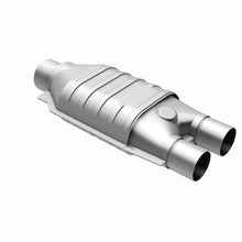 Load image into Gallery viewer, MagnaFlow Universal Catalytic Converter 2.5/2 S/D