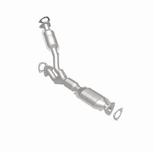Load image into Gallery viewer, MagnaFlow Direct Fit Catalytic Converter 00-03 Saturn LS 3.0L Rear