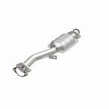 Load image into Gallery viewer, MagnaFlow Direct Fit Catalytic Converter 95- 96 Impreza 2.2L Rear