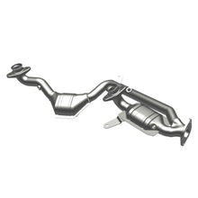Load image into Gallery viewer, MagnaFlow Direct Fit Catalytic Converter 95-97 Lincoln Continental