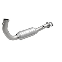 Load image into Gallery viewer, MagnaFlow Direct Fit Catalytic Converter 2004 Liberty P/S frt