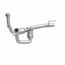 Load image into Gallery viewer, MagnaFlow Direct Fit Catalytic Converter 99-01 G Cherokee 4.7 fr OEM