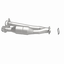Load image into Gallery viewer, MagnaFlow Direct Fit Catalytic Converter 2003 Mazda 6 3.0L Rear