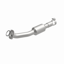 Load image into Gallery viewer, MagnaFlow Direct Fit Catalytic Converter 09-12 Toyota RAV4 2.5 3.5 Underbody