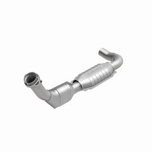 Load image into Gallery viewer, MagnaFlow Direct Fit Catalytic Converter 97-98 Ford Exped 4.6L D/S