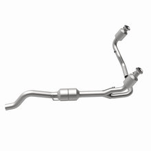 Load image into Gallery viewer, MagnaFlow Direct Fit Catalytic Converter 00-03 Dodge Durango 4.7L