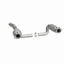 Load image into Gallery viewer, MagnaFlow Direct Fit Catalytic Converter Raider 2006 8 4.7L