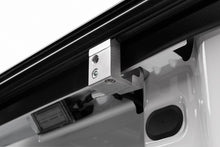 Load image into Gallery viewer, Retrax 99-06 Toyota Tundra Access/Double Cab (Short Bed) Retrax IX - GTR Auto