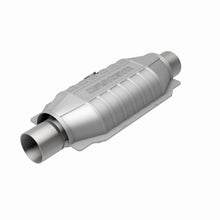 Load image into Gallery viewer, MagnaFlow Universal Catalytic Converter 2 Mid O2