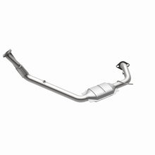 Load image into Gallery viewer, MagnaFlow Direct Fit Catalytic Converter ISUZU RODEO 2.2L OEM