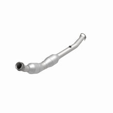 Load image into Gallery viewer, MagnaFlow Direct Fit Catalytic Converter 03-05 R Rover HSE4.4 P/S OE
