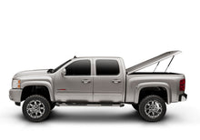 Load image into Gallery viewer, UnderCover 15-19 Chevy Colorado/GMC Canyon 5ft Lux Bed Cover - Silver Ice - GTR Auto