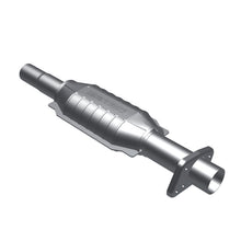 Load image into Gallery viewer, MagnaFlow Direct Fit Catalytic Converter Gm