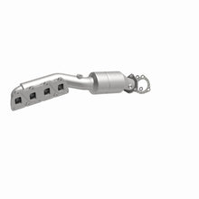 Load image into Gallery viewer, MagnaFlow Direct Fit Catalytic Converter 02-04 VW Passat 4.0L