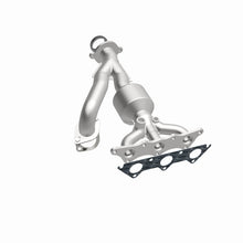 Load image into Gallery viewer, MagnaFlow Direct Fit Catalytic Converter 04-05 Mitsu Endeavor 3.8L