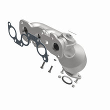 Load image into Gallery viewer, MagnaFlow Direct Fit Catalytic Converter 02-03 Lexus ES300 3.0L Manifold