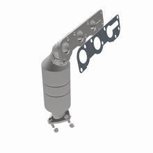 Load image into Gallery viewer, MagnaFlow Direct Fit Catalytic Converter 04-05 Suz Verona2.5 Manifold Front