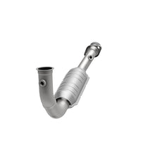Load image into Gallery viewer, MagnaFlow Direct Fit Catalytic Converter 2004 Liberty P/S frt OEM