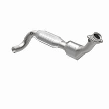 Load image into Gallery viewer, MagnaFlow Direct Fit Catalytic Converter 99 Ford F-150 4.6L