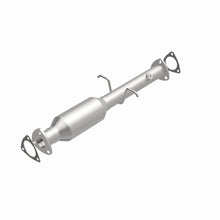 Load image into Gallery viewer, MagnaFlow Direct Fit Catalytic Converter 96-00 GM S-10/Sonoma/Homb