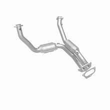 Load image into Gallery viewer, MagnaFlow Direct Fit Catalytic Converter 04 Ranger/Bser 3.0 Front 50S
