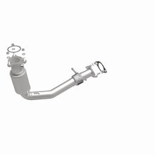 Load image into Gallery viewer, MagnaFlow Direct Fit Catalytic Converter 14-16 GMC Terrain / 15-16 Chevrolet Equinox 2.4L