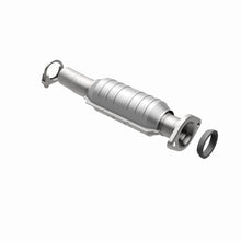 Load image into Gallery viewer, MagnaFlow Direct Fit Catalytic Converter 04-06 Toyota Sienna 3.3L AWD Rear