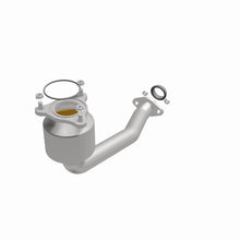 Load image into Gallery viewer, MagnaFlow Direct Fit Catalytic Converter 04-07 Suzuki Aerio 2.3L