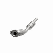 Load image into Gallery viewer, MagnaFlow Direct Fit Catalytic Converter 03-04 Pontiac Vibe 1.8L